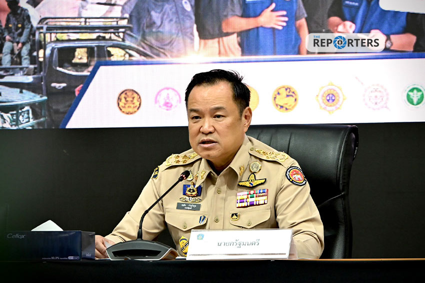 ‘อนุทิน’ ลงนามตั้ง ศูนย์บริหารและติดตามสถานการณ์ตะวันออกกลาง มท.