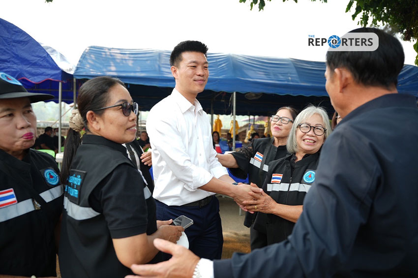 ‘ณัฐพงษ์’ ร่วมอาลัยอาสาดับไฟป่า ชี้ ขาดแคลนงบประมาณและอุปกรณ์