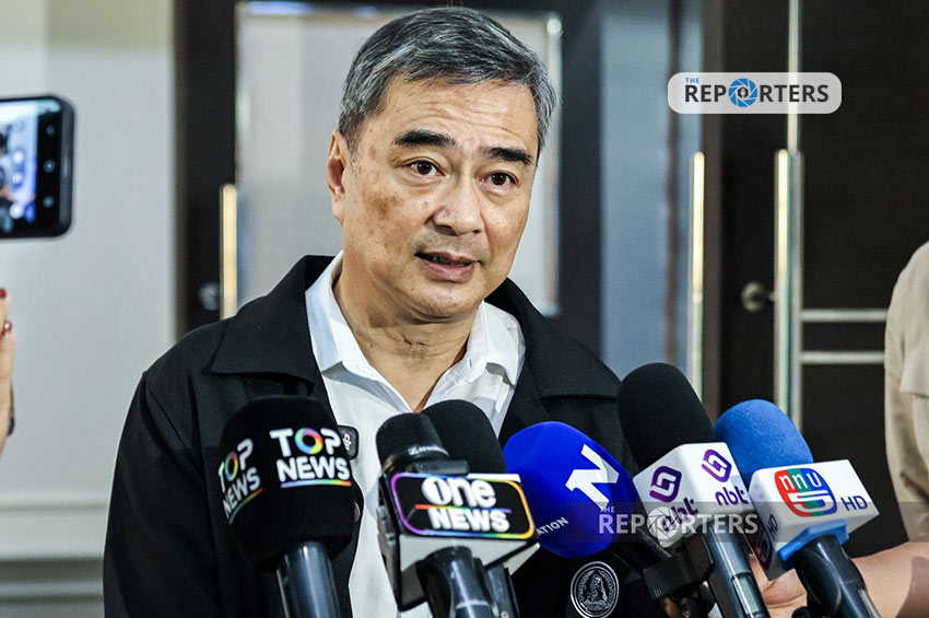 ‘อภิสิทธิ์’ จี้ ‘เอกนิติ’ เอาให้ชัดคนละครึ่งพลัสใช้งบตัวไหน กู้เงินหรือไม่