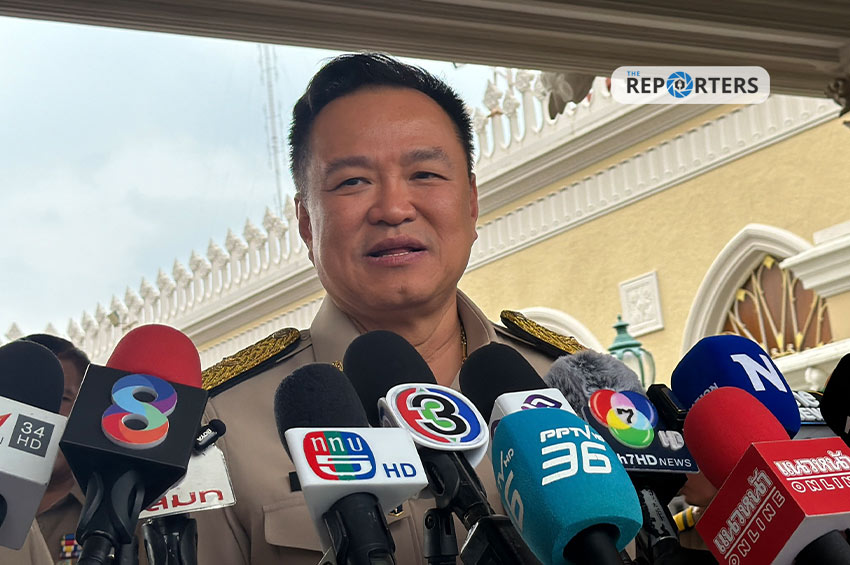 ‘อนุทิน’ บอก มีโอกาสไปพบอยู่แล้ว หลัง ‘ทักษิณ‘ พักโทษออกจากเรือนจำ ชี้ ไม่ใช่เรื่องแปลก