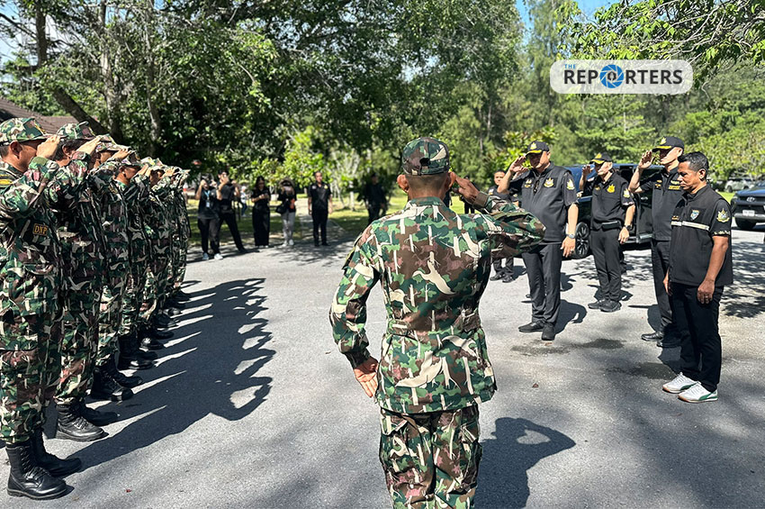 ‘สุชาติ’ ตรวจ อช.สิรินาถ เร่งรัดคดีทวงคืนผืนป่าภูเก็ต พร้อมป